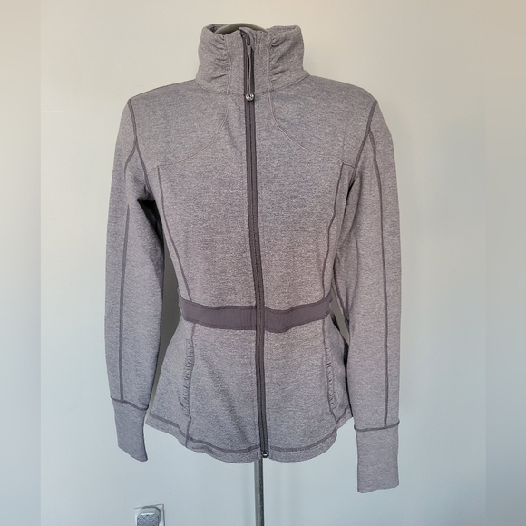 Rare Lululemon Peplum Riging Jacket Size 8 - Picture 6 of 9